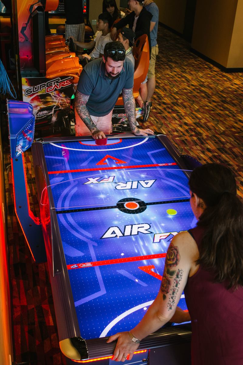 ICE Games Air FX Hockey Table
