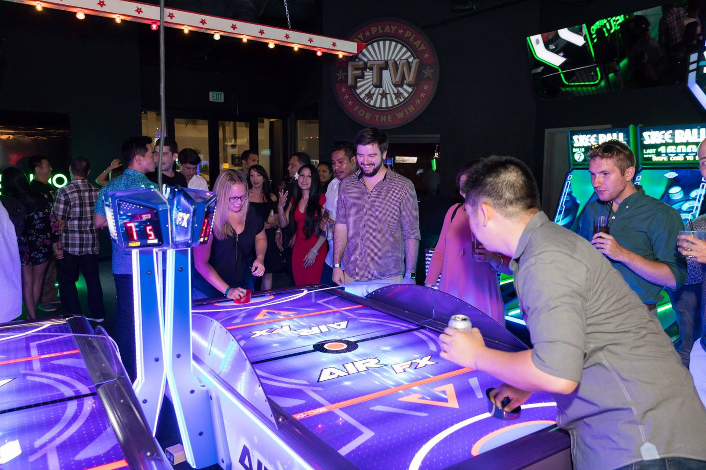 ICE Games Air FX Hockey Table
