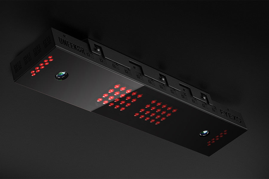 Uneekor EYE XO Golf Launch Monitor